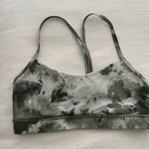 Lululemon Women's Diamond Dye Sports Bra